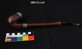 Long-stemmed Dutch Smoking Pipe. (Images are provided for educational and research purposes only. Other use requires permission, please contact the Museum.) thumbnail