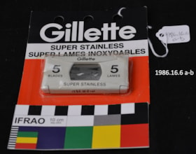Gillette Saftey Razor Blades. (Images are provided for educational and research purposes only. Other use requires permission, please contact the Museum.) thumbnail