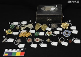 Jewellery Box and Jewellery. (Images are provided for educational and research purposes only. Other use requires permission, please contact the Museum.) thumbnail