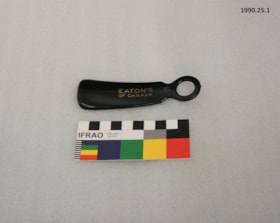 Eaton's Shoe Horn. (Images are provided for educational and research purposes only. Other use requires permission, please contact the Museum.) thumbnail