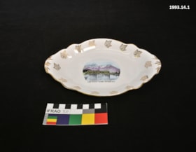 Commemorative Plate. (Images are provided for educational and research purposes only. Other use requires permission, please contact the Museum.) thumbnail