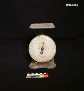 Household Scale. (Images are provided for educational and research purposes only. Other use requires permission, please contact the Museum.) thumbnail