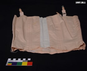 Girdle. (Images are provided for educational and research purposes only. Other use requires permission, please contact the Museum.) thumbnail