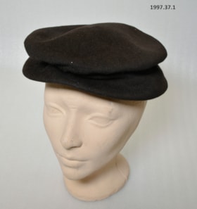 Hat. (Images are provided for educational and research purposes only. Other use requires permission, please contact the Museum.) thumbnail