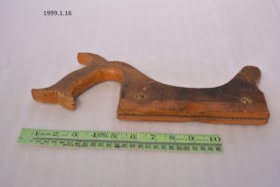 Dovetail Saw. (Images are provided for educational and research purposes only. Other use requires permission, please contact the Museum.) thumbnail