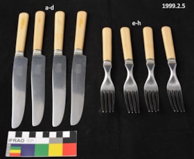 Kitchen forks and knives. (Images are provided for educational and research purposes only. Other use requires permission, please contact the Museum.) thumbnail