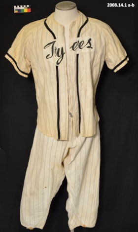 Baseball Uniform. (Images are provided for educational and research purposes only. Other use requires permission, please contact the Museum.) thumbnail