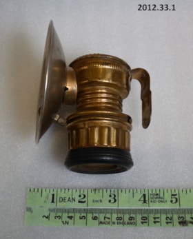 Carbide Lamp. (Images are provided for educational and research purposes only. Other use requires permission, please contact the Museum.) thumbnail
