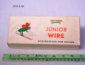 Gresshoppa Junior Wire Ski Bindings. (Images are provided for educational and research purposes only. Other use requires permission, please contact the Museum.) thumbnail