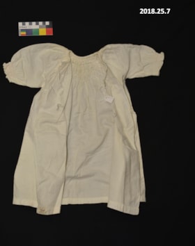 Baby dress. (Images are provided for educational and research purposes only. Other use requires permission, please contact the Museum.) thumbnail