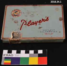 Cigarette Holder. (Images are provided for educational and research purposes only. Other use requires permission, please contact the Museum.) thumbnail